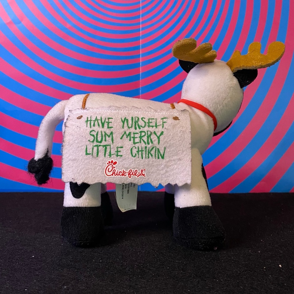 Chick-fil-a Christmas Cow Reindeer Merry Little Chicken Sign Collectible Plushie - Picture 2 of 3